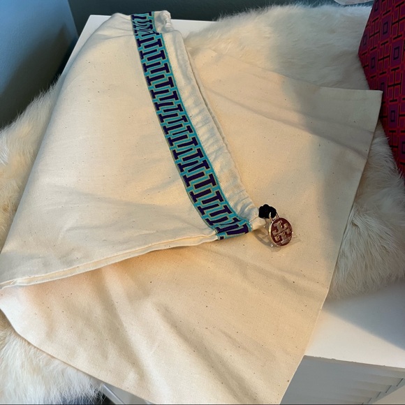 Tory Burch Ashton Slingback Pumps - Picture 4 of 15